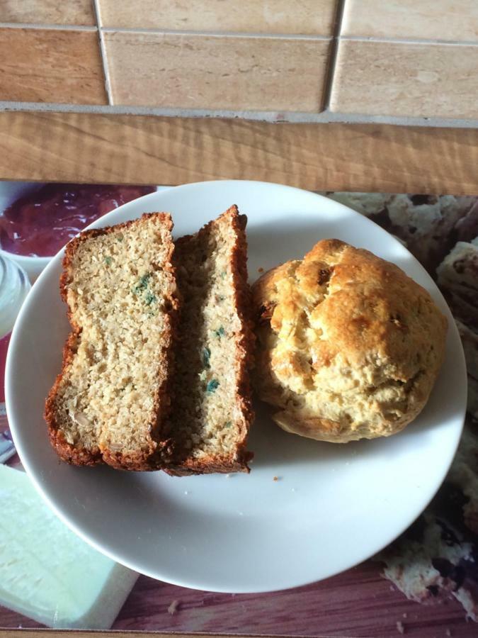 Dilis Go Brath Bed and Breakfast Tramore Eksteriør billede