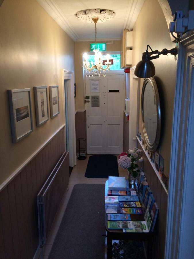 Dilis Go Brath Bed and Breakfast Tramore Eksteriør billede